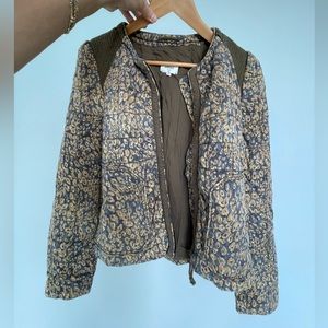 Cheetah print, cozy soft bomber zip up jacket, Wilfred by Aritzia, size 4